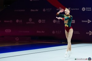 q u15 iw 42 por 3 macanita maria clara sfe08555a copia simone ferraro ph